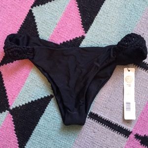 Bettinis resort cheeky bottom